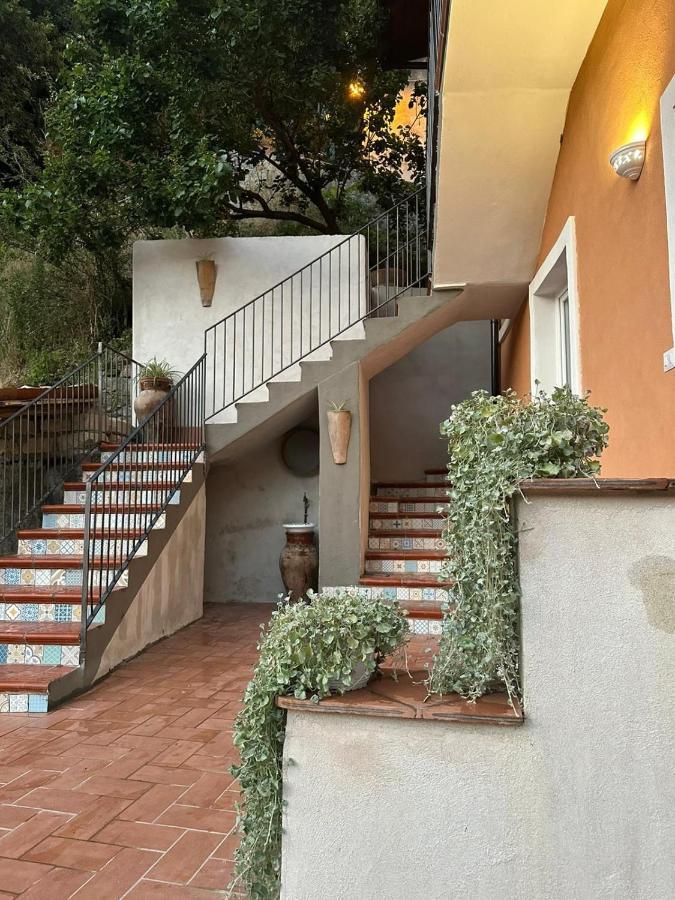 Villa Le Maioliche Saponara Exterior foto