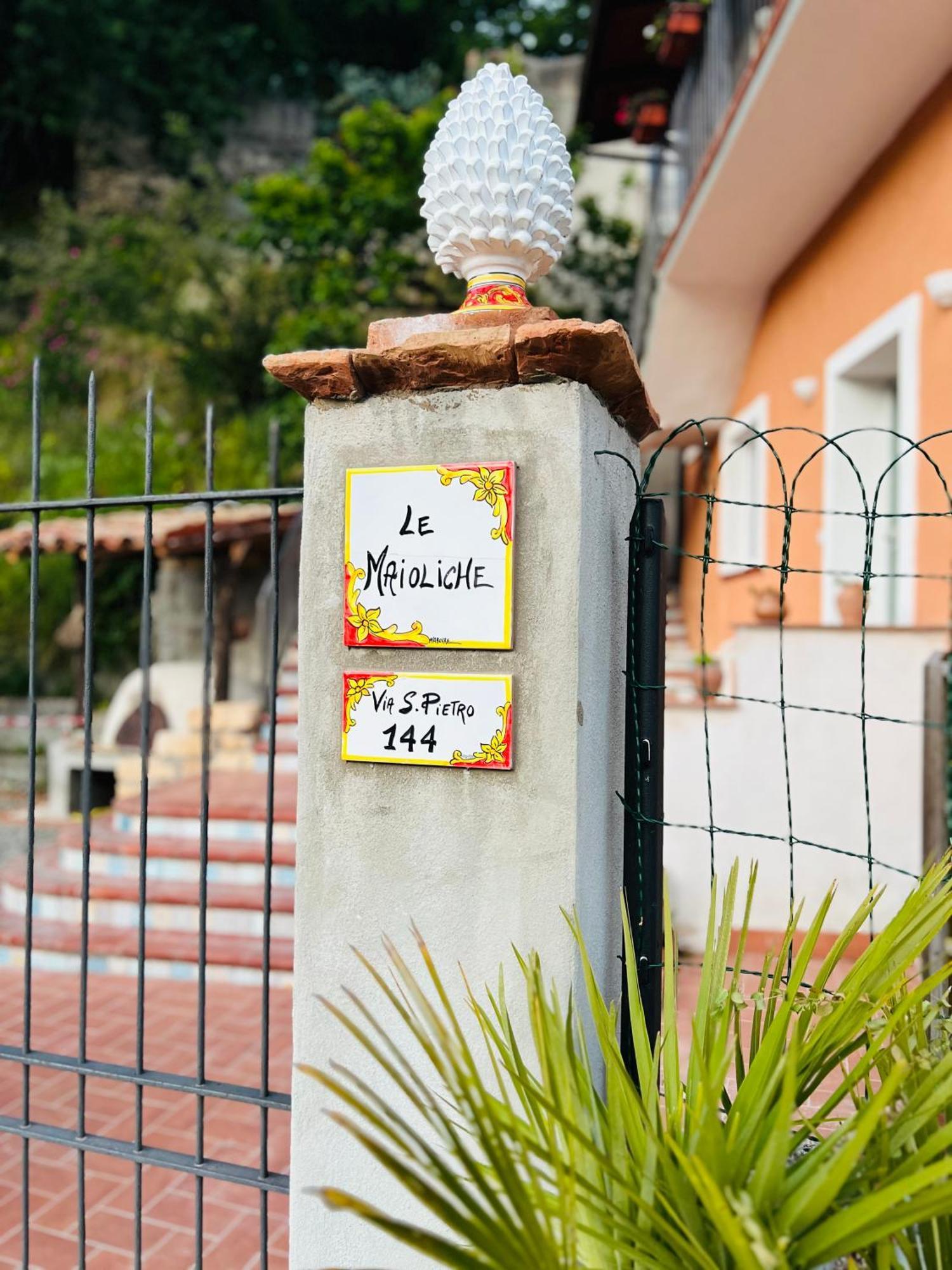 Villa Le Maioliche Saponara Exterior foto
